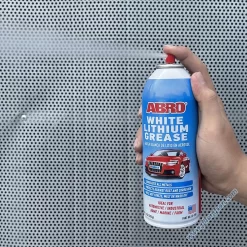 Chai xịt mỡ bò nước Abro lithium bôi trơn tất cả các bề mặt kim loại, bảo vệ chống rỉ sét và ức chế ăn mòn.