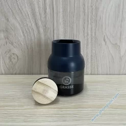Nước hoa ô tô cao cấp Grasse Blue sử dụng đê trong xe ôtô (khay đựng cốc, taplo, gầm ghế), trong nhà hoặc văn phòng.