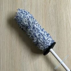 Cây cọ vải dùng để làm sạch lazang bánh xe ô tô