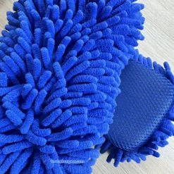 Miếng bọt biển rửa xe san hô sợi microfiber thấm hút xà phòng rửa xe tốt, làm sạch hiệu quả và an toàn. Không làm trầy xước bề mặt sơn, nhựa, kính và các bề mặt chất liệu khác trên xe.