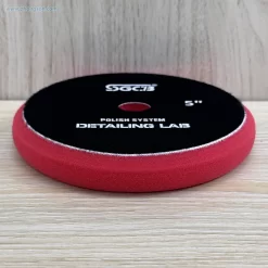 Phớt đánh bóng SGCB màu đỏ để xử lý lỗi, ôxy hóa và xước mức nhẹ. Bước cuối, tạo độ bóng hoàn thiện cho bề mặt sơn. Dùng cho cả máy đồng tâm và lệch tâm. Đế dính, đường kính 5 inch (12.5cm).