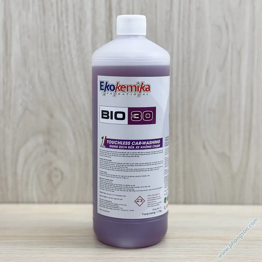 Nước rửa xe không chạm BIO30 Ekokemika chai 1 lít